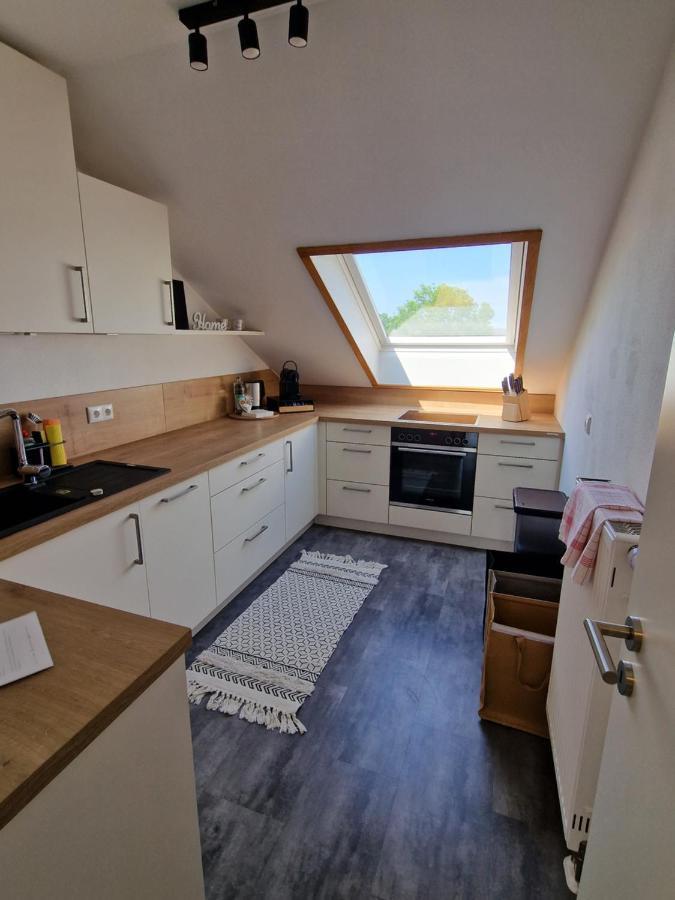 C4S Come4Stay Altoetting - 3-Zi Whg I Zentrale Lage I Parkplatz I Balkon I Wifi I Smarttv I 1 Kingsize, 1 Queensize Bett I Office Arbeitsplatz I Wohnbereich Mit Couch Und Essbereich I Voll Ausgestattete Kueche I Nespresso المظهر الخارجي الصورة