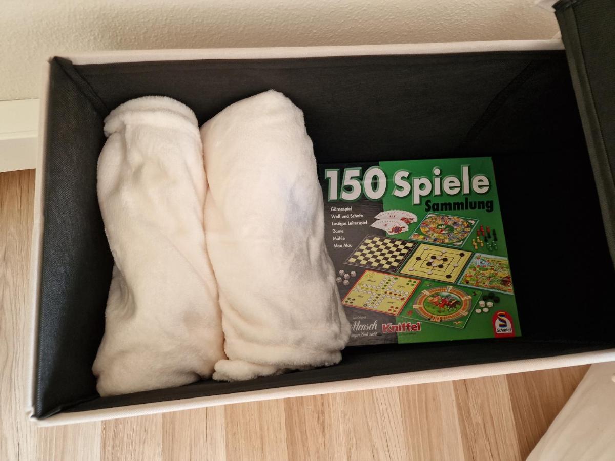 C4S Come4Stay Altoetting - 3-Zi Whg I Zentrale Lage I Parkplatz I Balkon I Wifi I Smarttv I 1 Kingsize, 1 Queensize Bett I Office Arbeitsplatz I Wohnbereich Mit Couch Und Essbereich I Voll Ausgestattete Kueche I Nespresso المظهر الخارجي الصورة